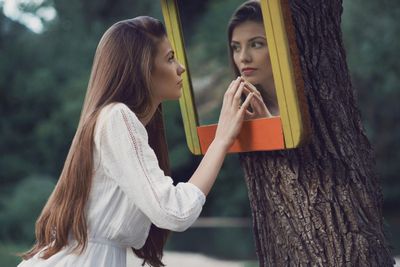 Are Narcissists Helping Theirselves Or Themselves?
